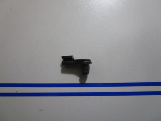 *NEW OEM*  0810 OMC Johnson Evinrude Trail Lock Retainer 335814 0335814