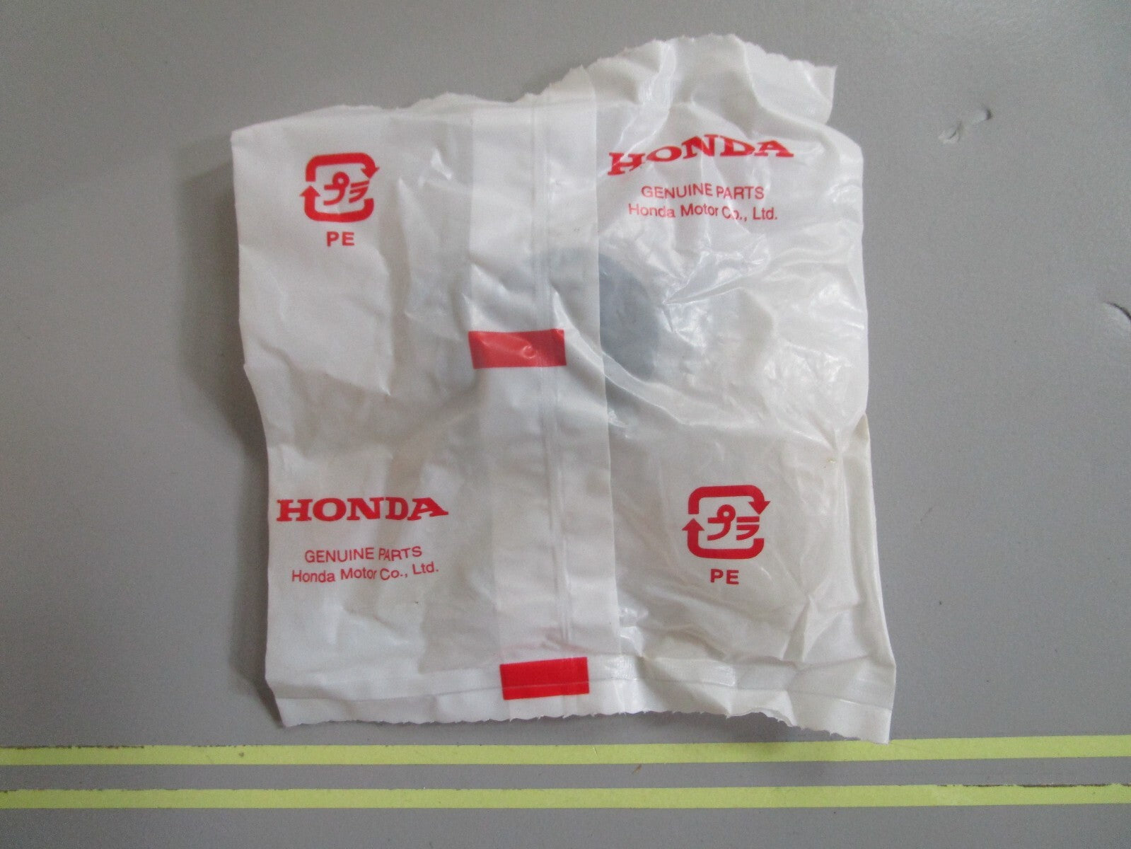 *NEW OEM* 0810 Honda Rubber Tank Cushion 90851-898-000