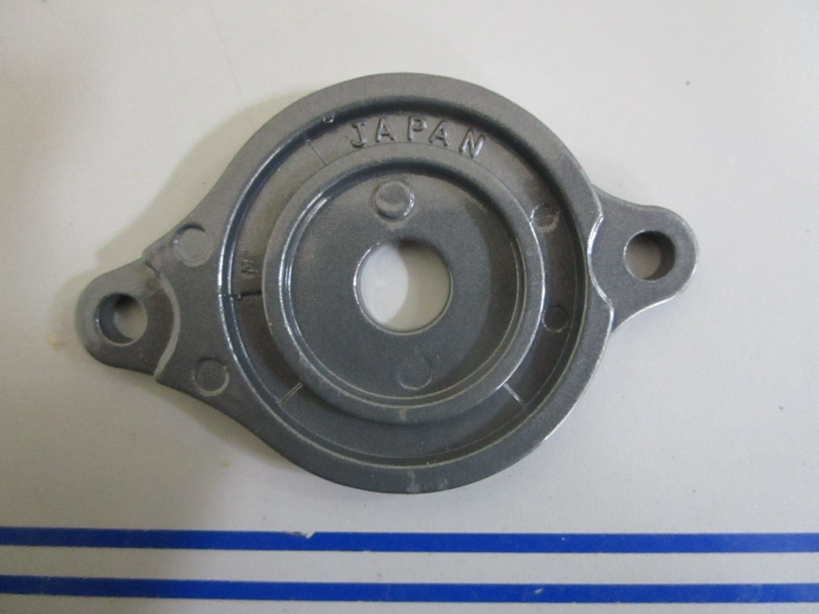 *NEW OEM* 0770 Mercury Quicksilver Gearcase Cover 825115