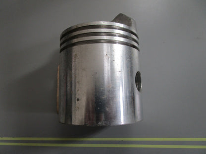 *NEW OEM* 0810 OMC Johnson Evinrude Piston 376532 0376532