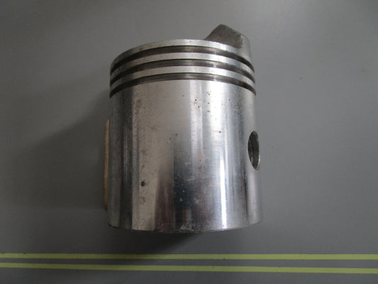 *NEW OEM* 0810 OMC Johnson Evinrude Piston 376532 0376532