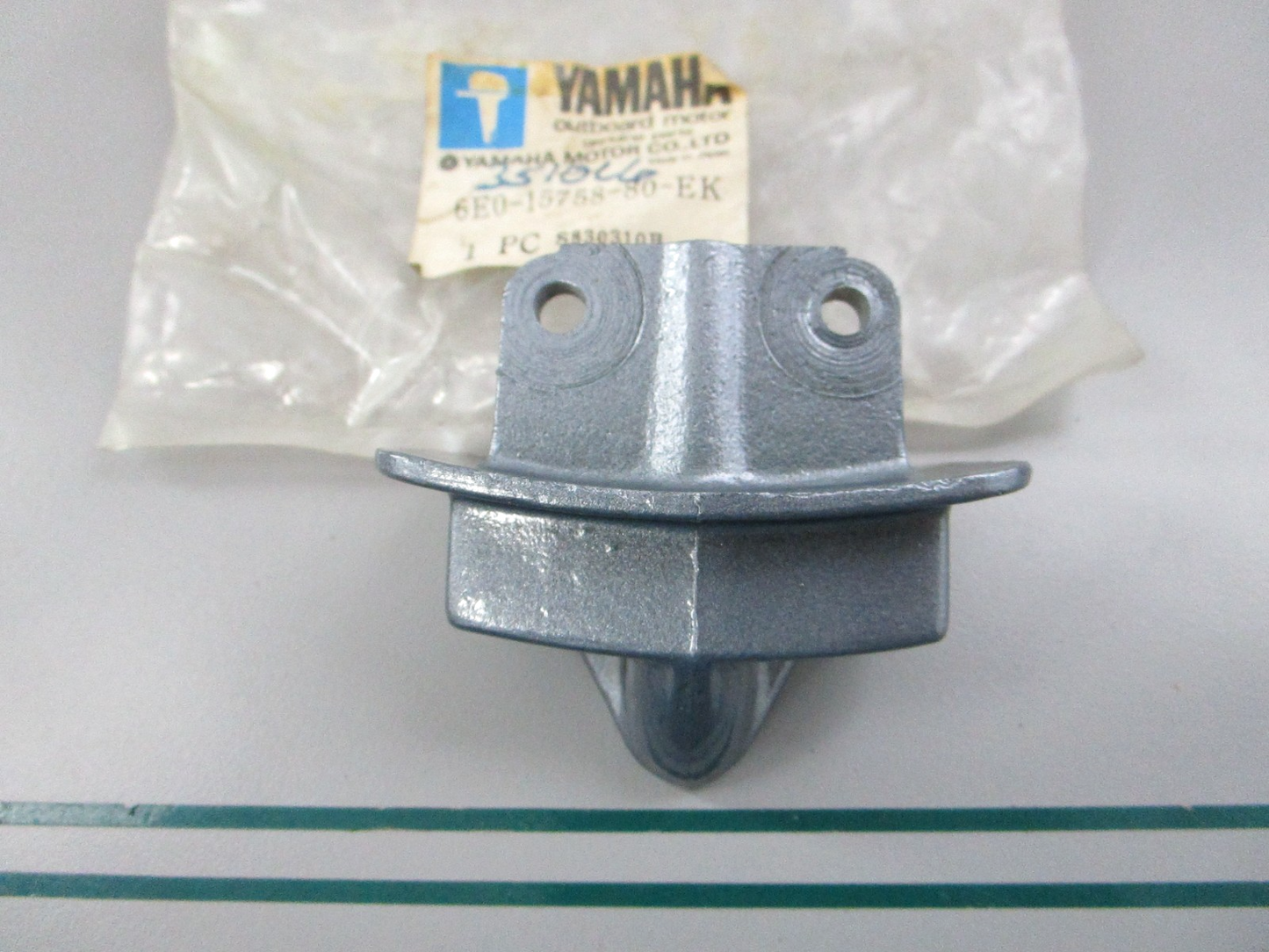 NEW OEM 6E0-15758-80-EK Yamaha Starter Bracket 0810