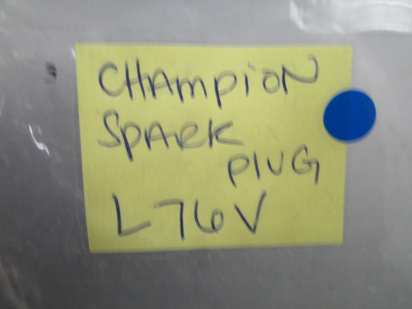 *NEW* (LOT OF 2) 0810 Champion Spark Plug L76V