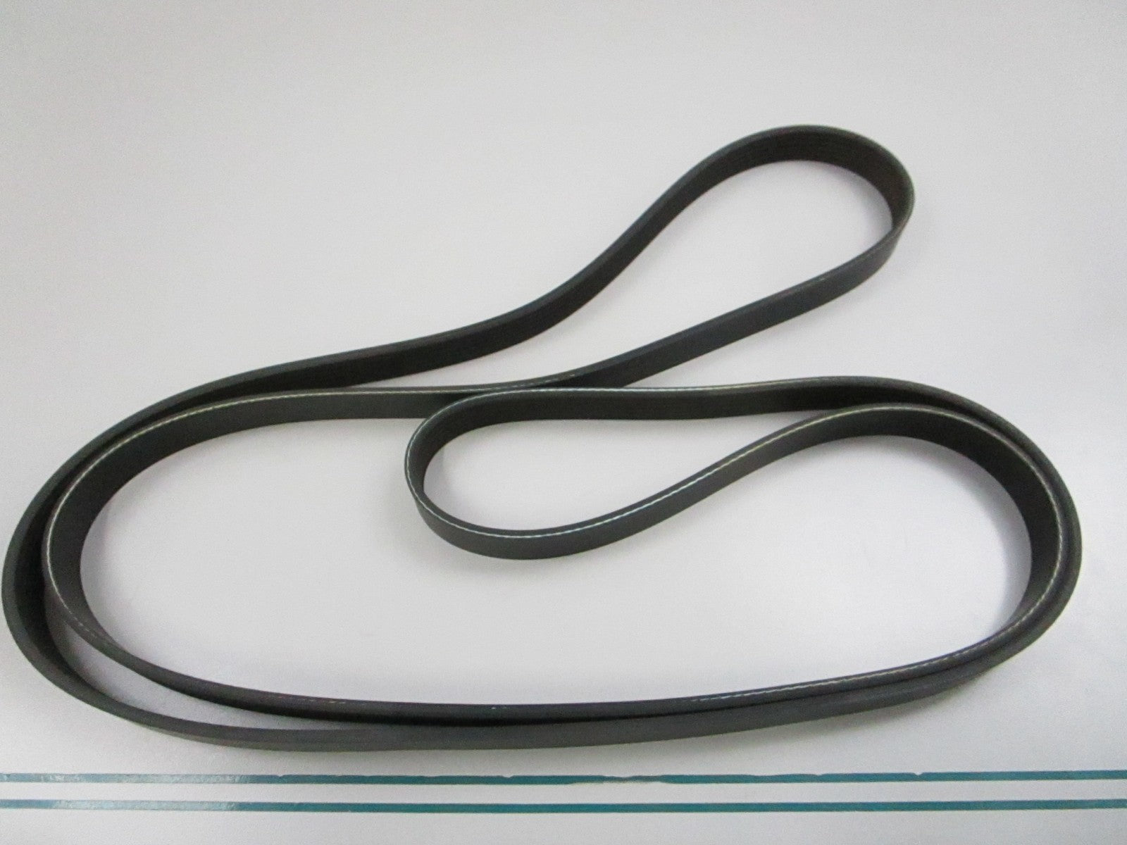 Gates NEW Micro-V Serpentine Belt K060994 6-Rib 99.87" 0810