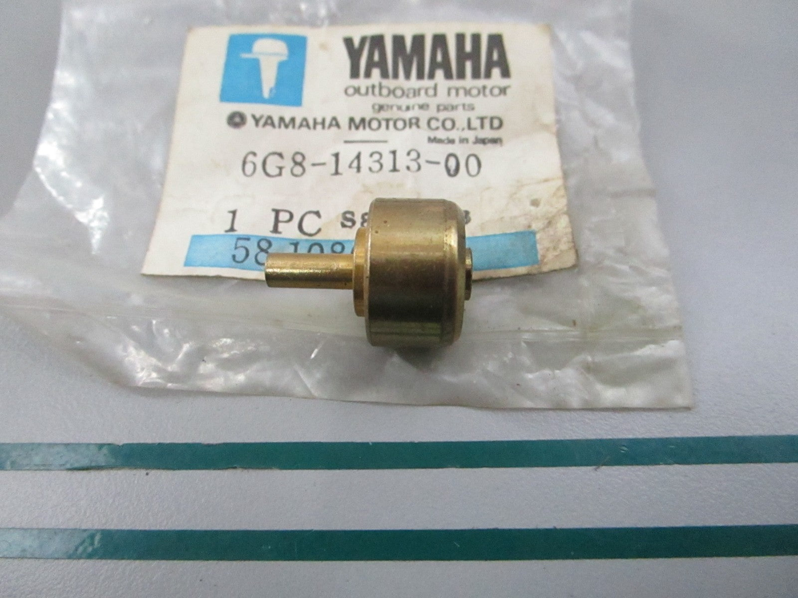 NEW OEM 6G8-14313-00-00 Yamaha Carburetor Air Valve 0810