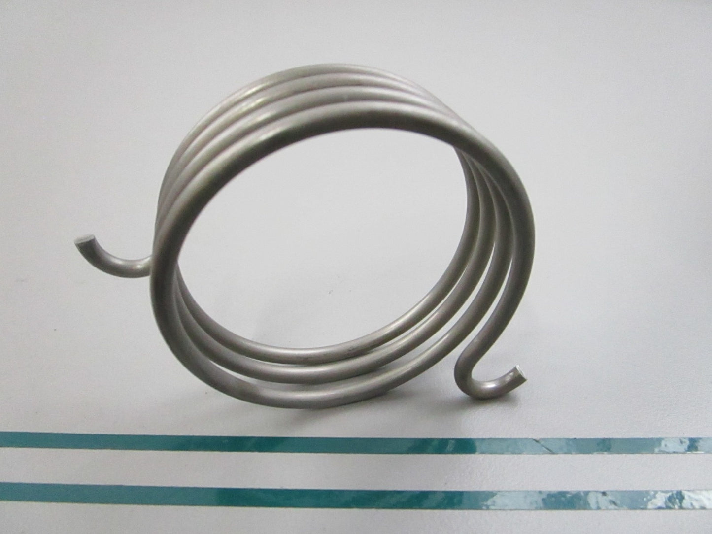 NEW OEM 24-823235 Mercury Quicksilver Spring 0810
