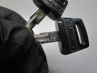 *NEW OEM* (LOT OF 2) 0810 Suzuki (8518) Ignition Key 37141-93320