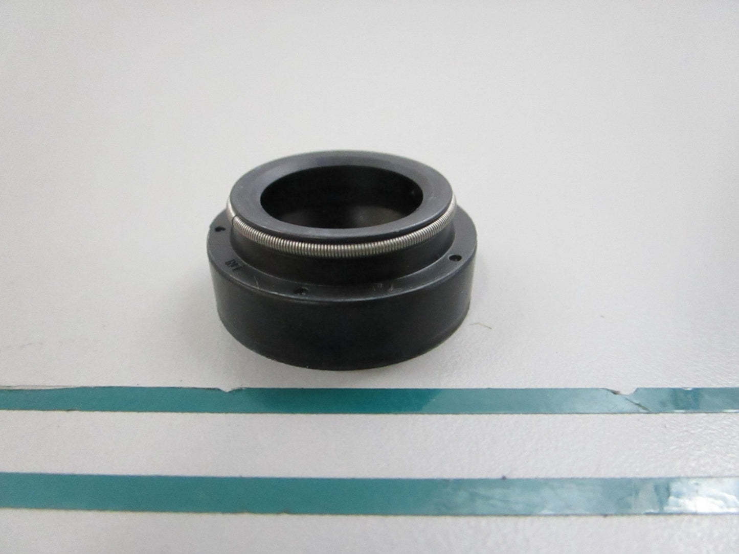 NEW OEM 342786 0342786 OMC Johnson Evinrude Oil Seal 0810