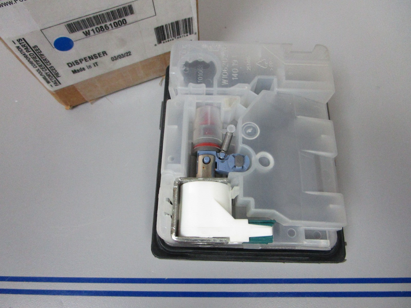 NEW OEM W10861000 Whirlpool Dishwasher Detergent Dispenser 0720
