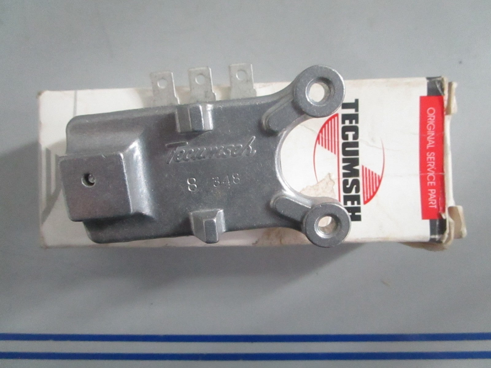 NEW OEM 611098A Tecumseh Regulator 0820