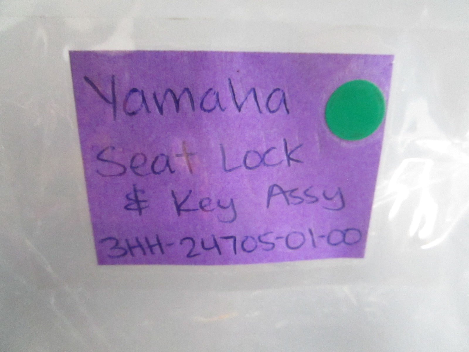 NEW OEM 3HH-24705-01-00 Yamaha Seat Lock & Key Assy 0820