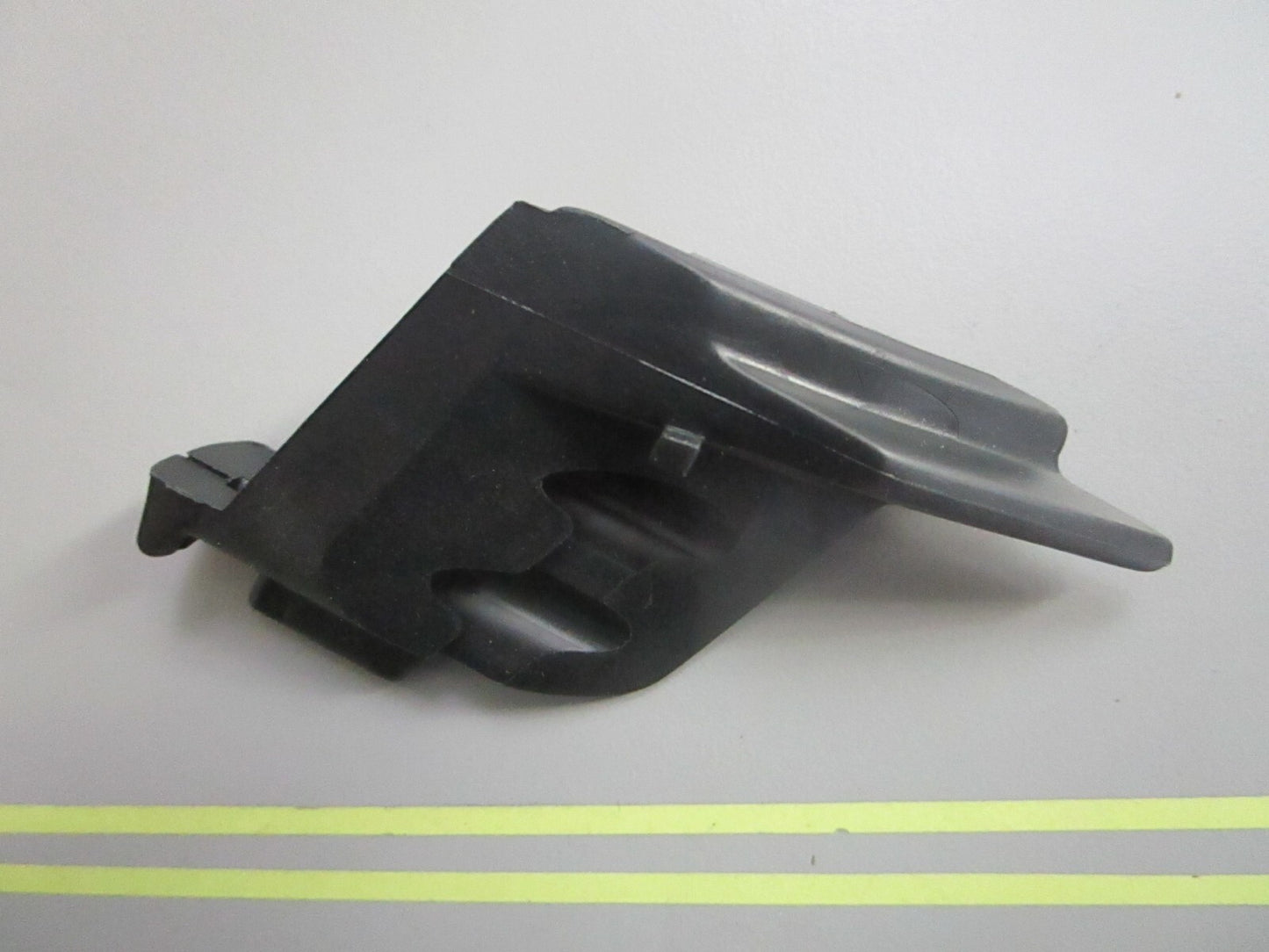 *NEW OEM* 0810 Mercury Quicksilver Grommet 121532