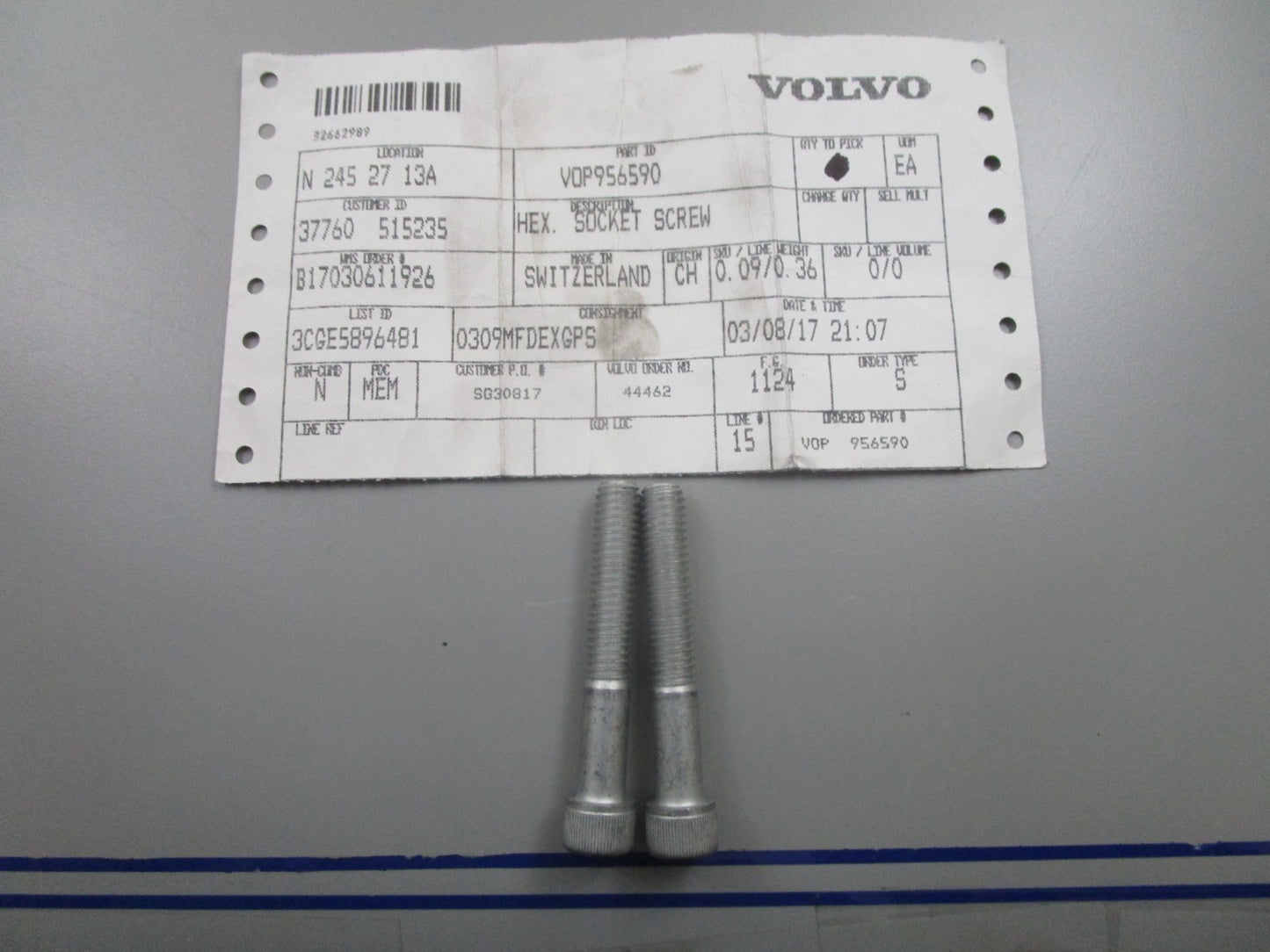 *NEW OEM* 0810 Volvo Penta Hex Socket Screw 956590