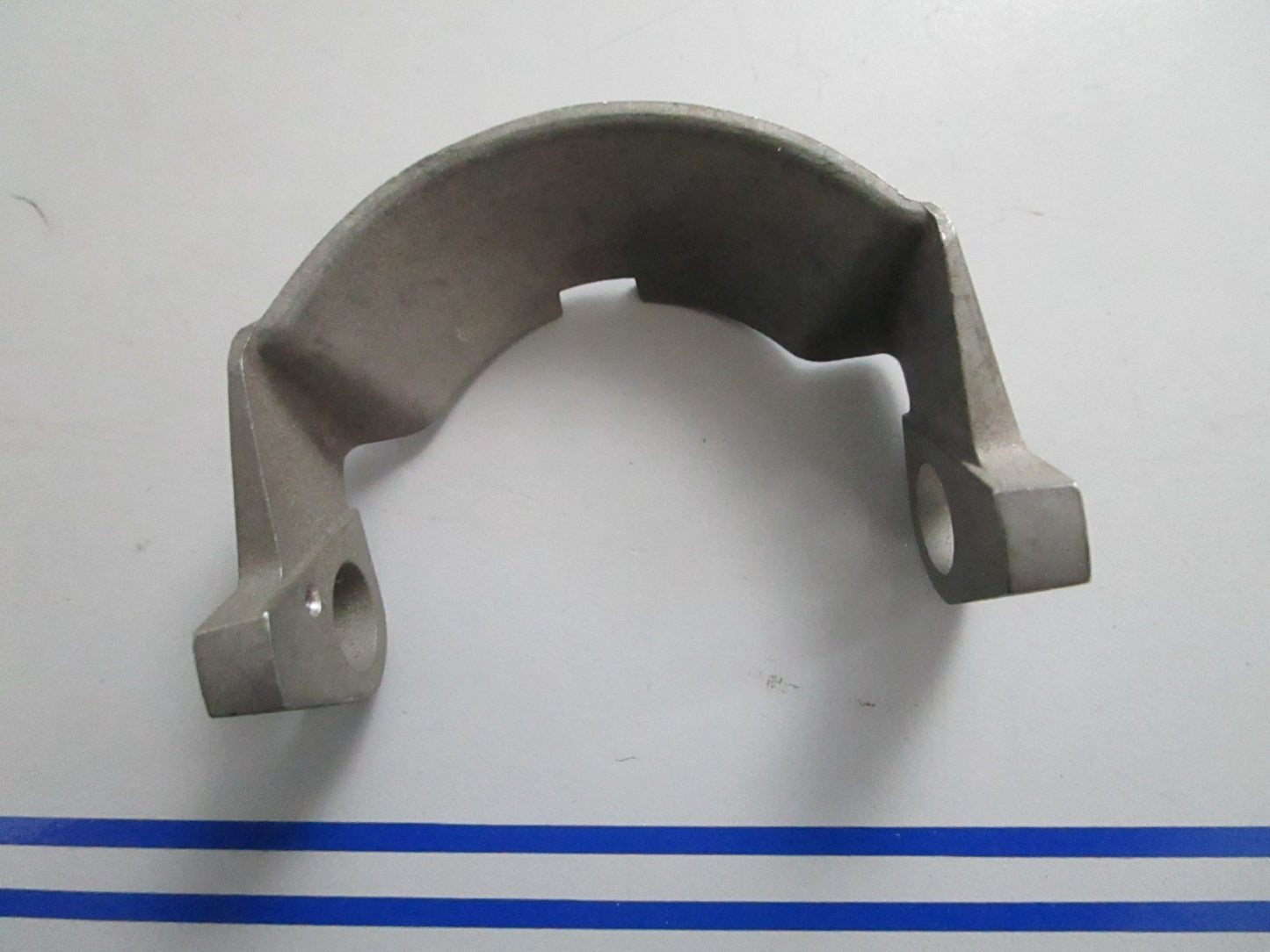 *NEW OEM* 0820 Volvo Penta Lock Brace 851403