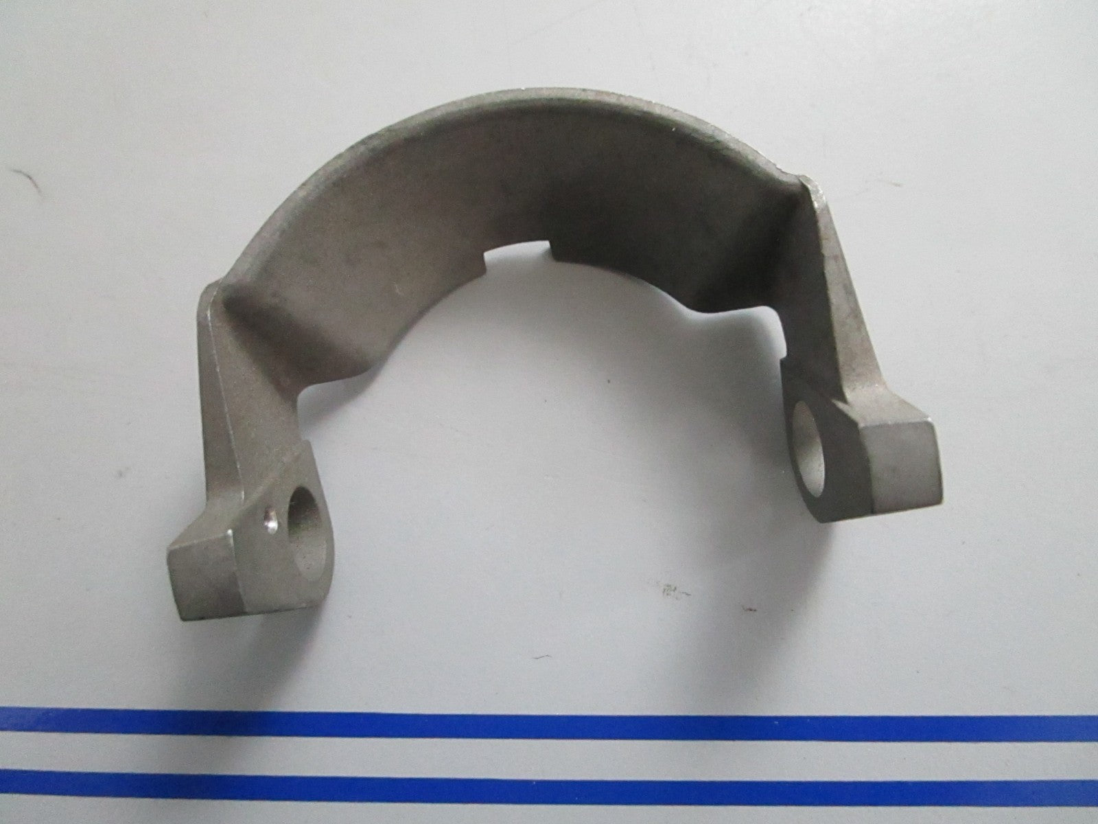 *NEW OEM* 0820 Volvo Penta Lock Brace 851403