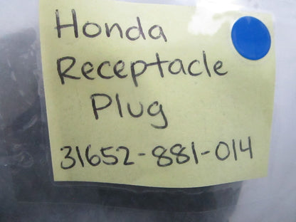 *NEW OEM* 0810 Honda Receptacle Plug 31652-881-014