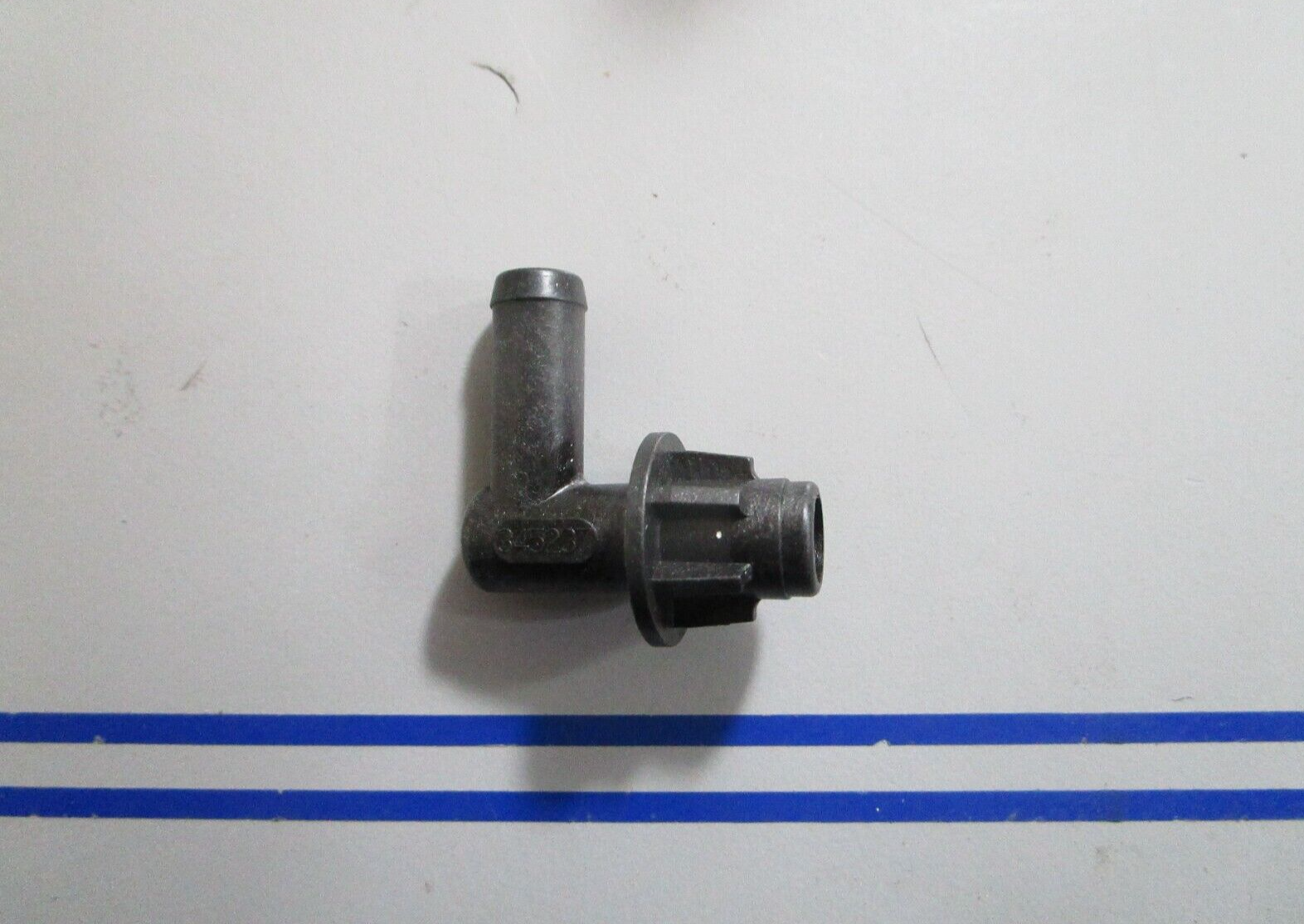 *NEW OEM* 0810 OMC Johnson Evinrude Elbow 345237 0345237