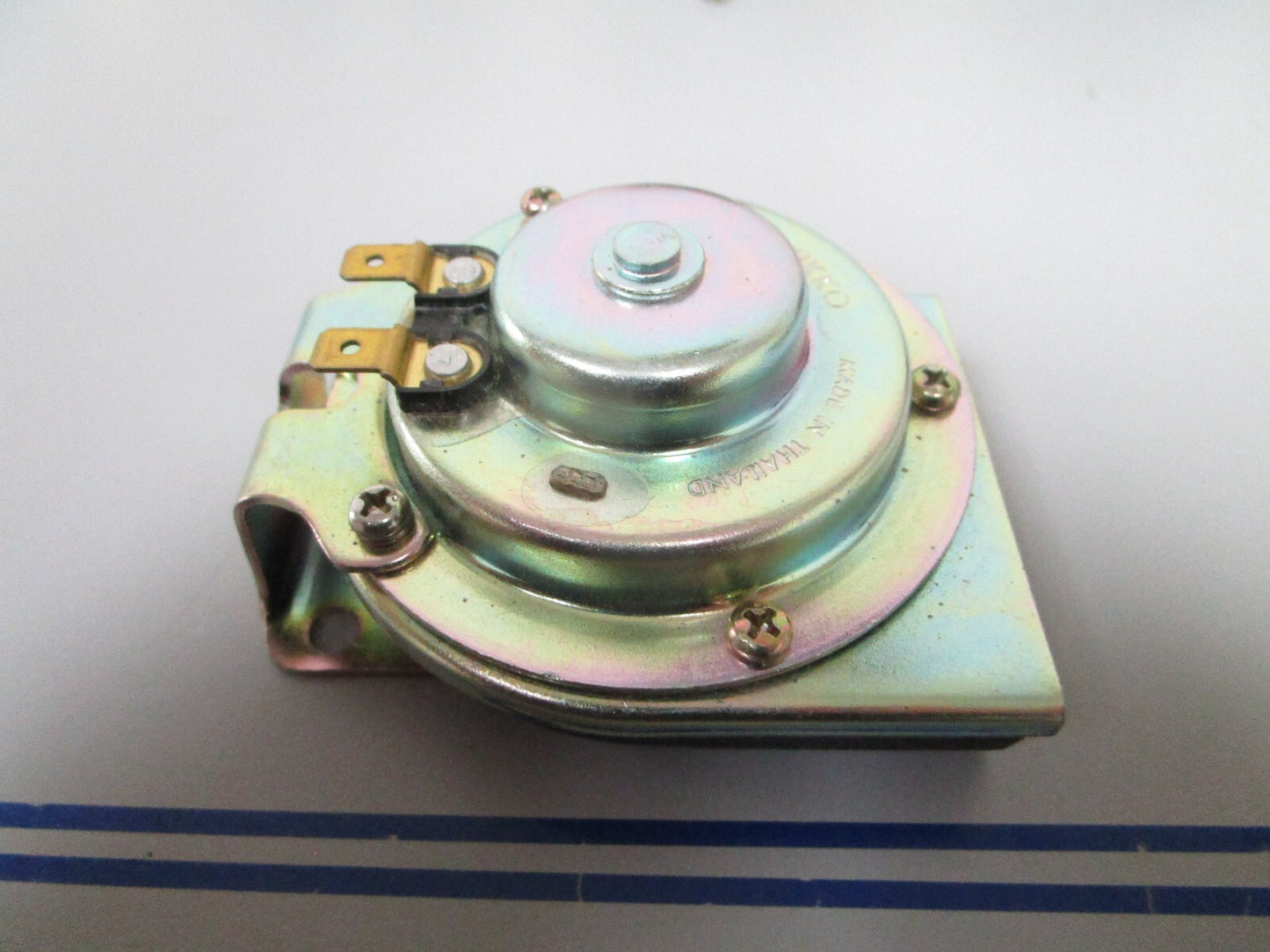 *NEW* 0810 AFI 12V Hidden Horn 11031