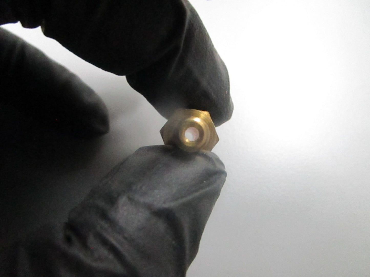 *NEW OEM* 0810 OMC Johnson Evinrude Carburetor Nipple 326467 0326467