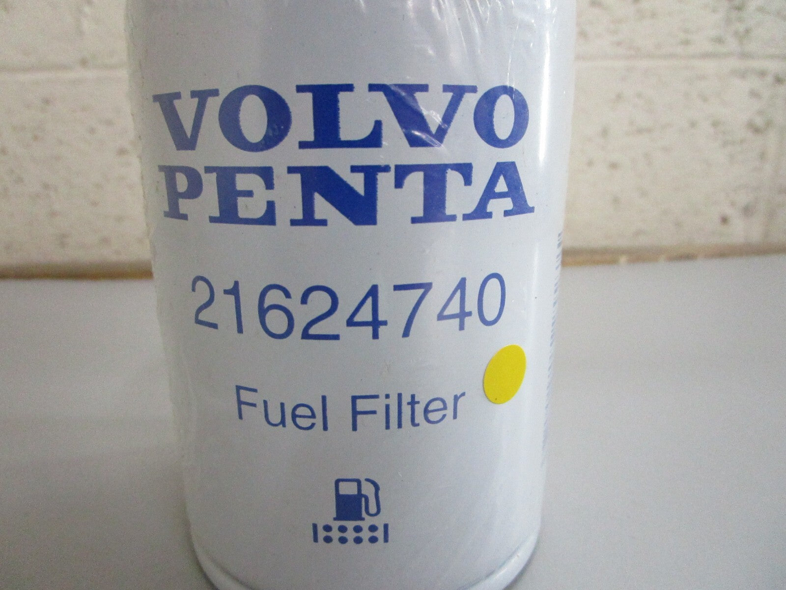 *NEW OEM* 0820 Volvo Penta Fuel Filter 21624740