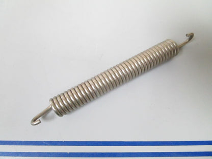 *NEW OEM* 0810 OMC Johnson Evinrude Reverse Lock Spring 303979 0303979