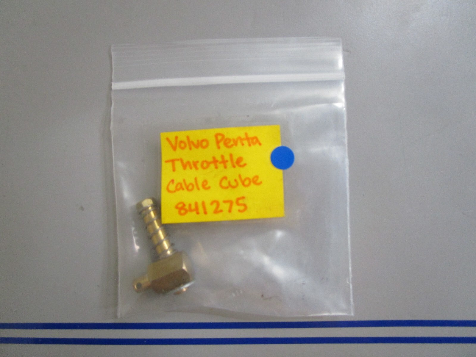 *NEW OEM* 0810 Volvo Penta Throttle Cable Cube 841275