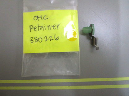 *NEW OEM* 0750 OMC Johnson Evinrude RETAINER 380226 0380226