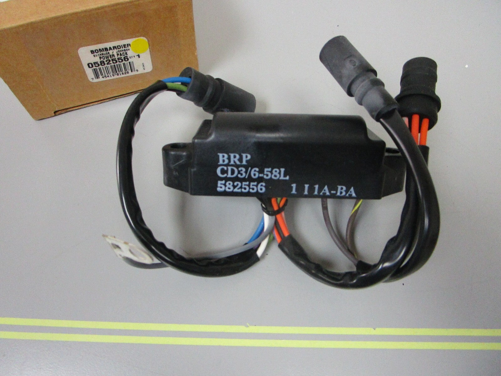 *NEW OEM* 0720 OMC Johnson Evinrude Power Pack 582556 0582556