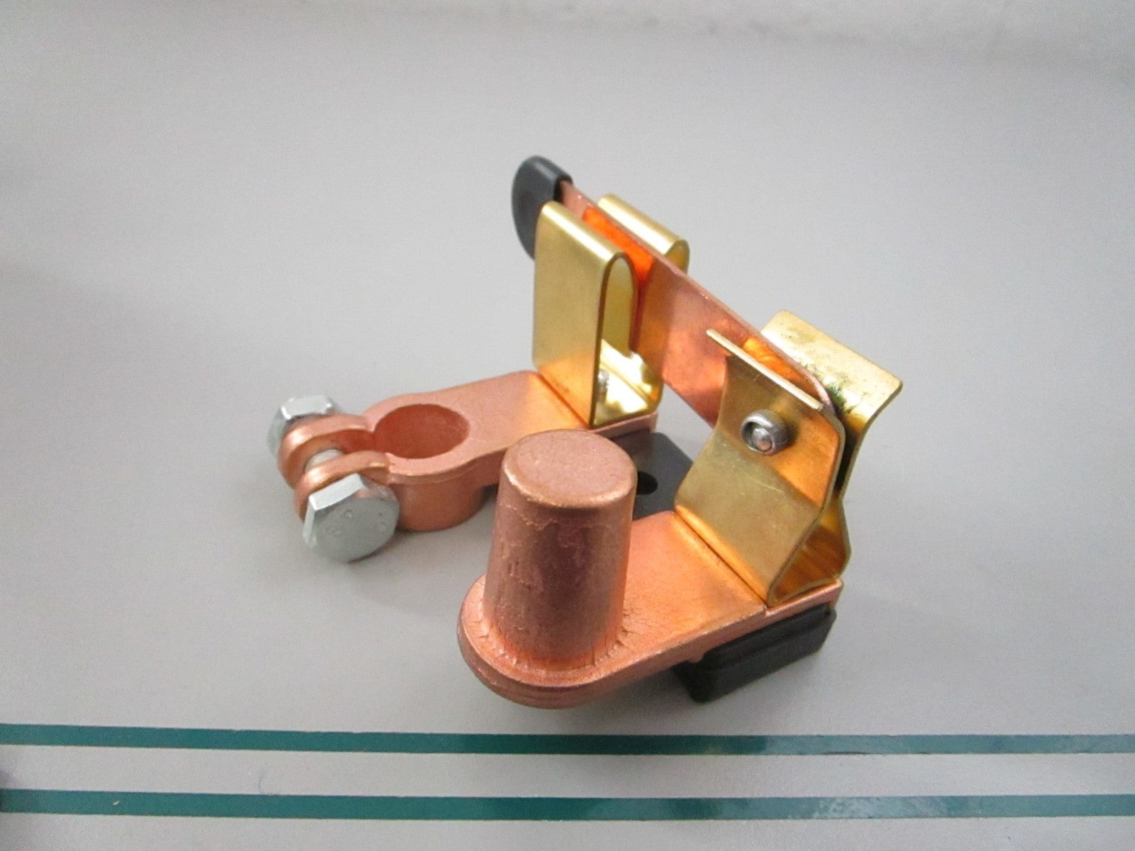 NEW 3026 Ampper Battery Switch 0810