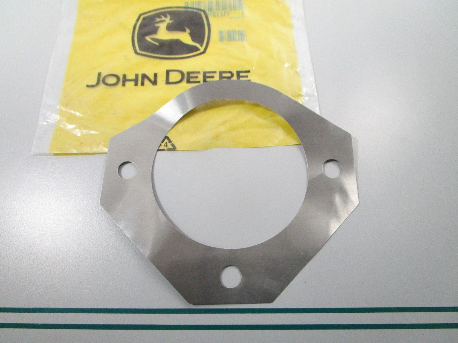 NEW OEM T121376 John Deere Shim 0810