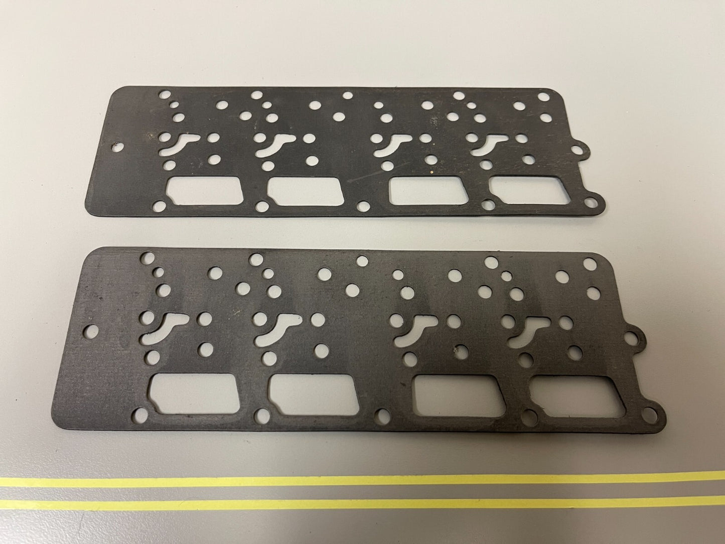 *NEW OEM* (LOT OF 2) 0810 OMC Johnson Evinrude Gasket 311531 0311531