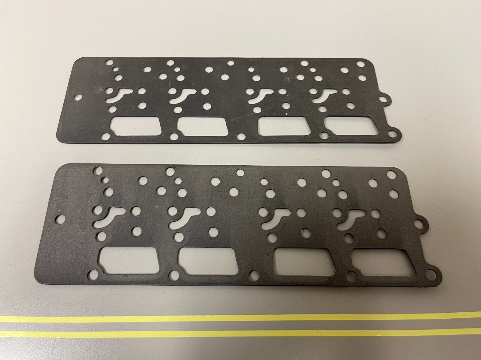 *NEW OEM* (LOT OF 2) 0810 OMC Johnson Evinrude Gasket 311531 0311531