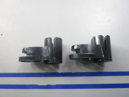 NEW OEM (LOT OF 2) 313792 0313792 OMC Johnson Evinrude Arm 0810