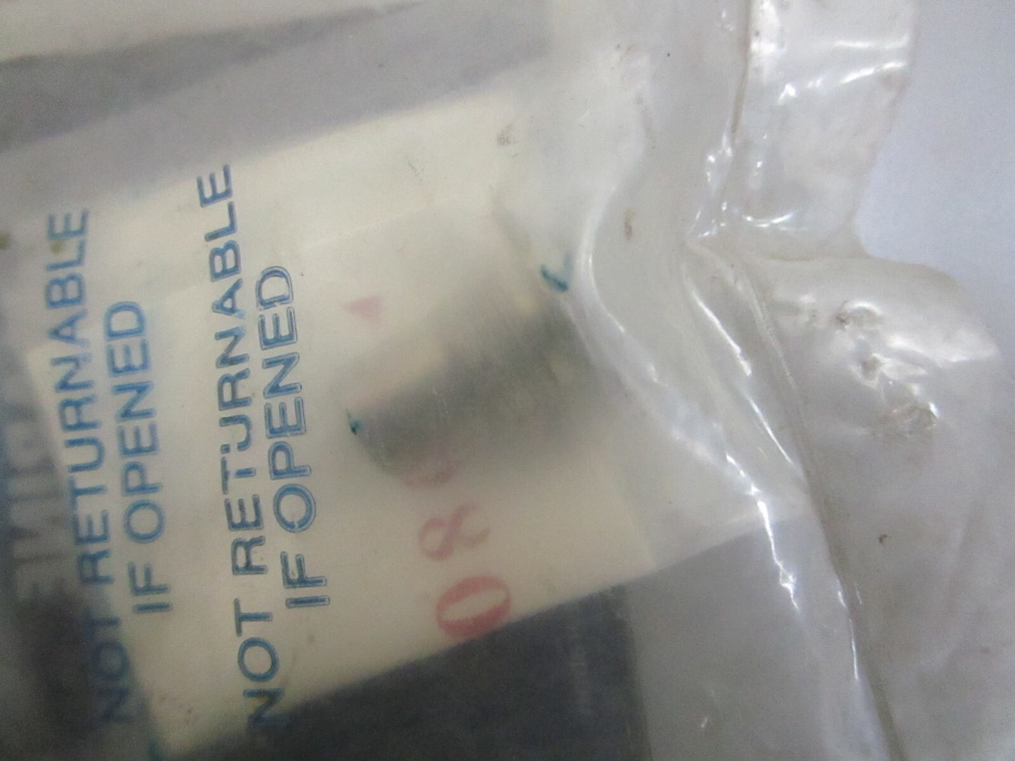 *NEW OEM* 0810 Mercury Force Steering Handle Pivot Screw F525080