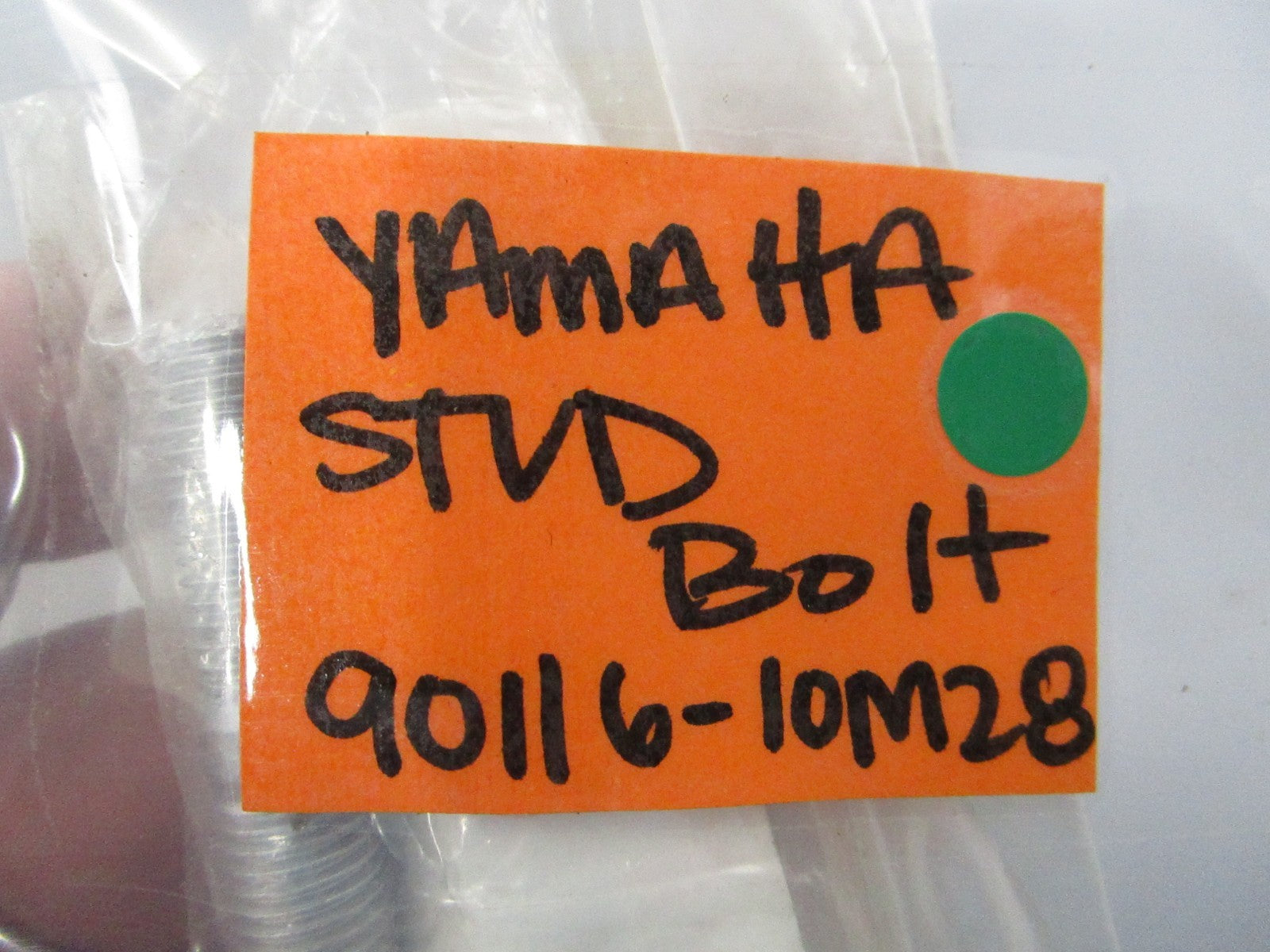 NEW OEM (LOT OF 2) 90116-10M28-00 Yamaha Stud Bolt 0810