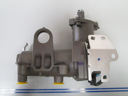 *NEW OEM* 0720 Honda 135 150 hp Fuel Pump Unit 16017-ZY6-023