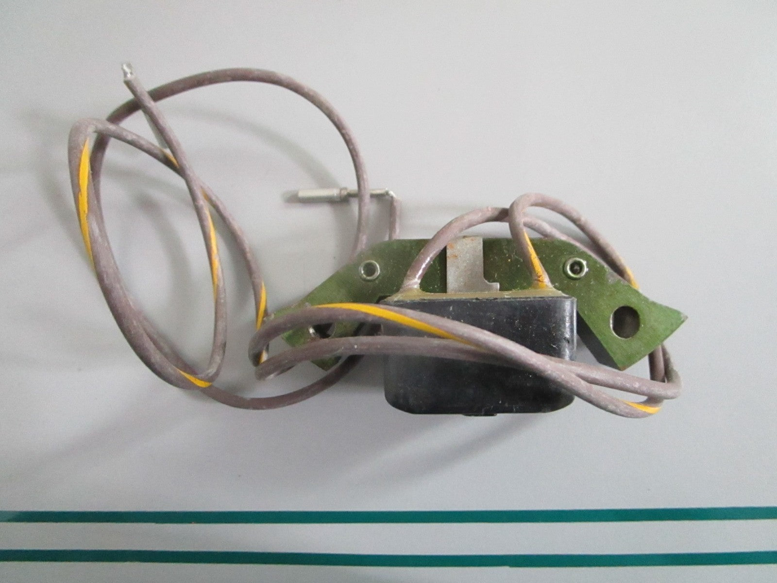 NEW OEM 581670 0581670 OMC Johnson Evinrude Coil 0820