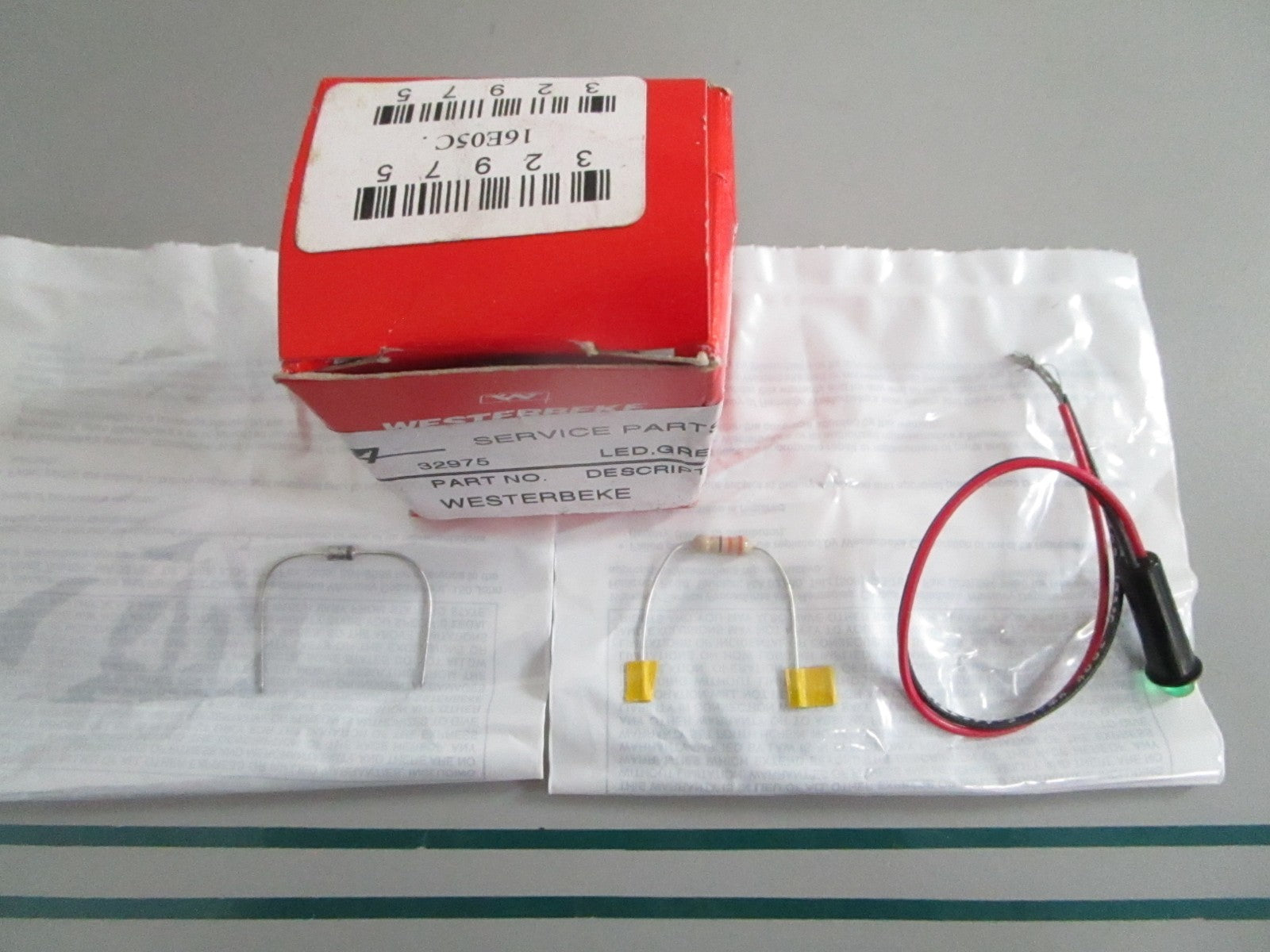 NEW OEM 032975 32975 Westerbeke Green Lens LED 0820