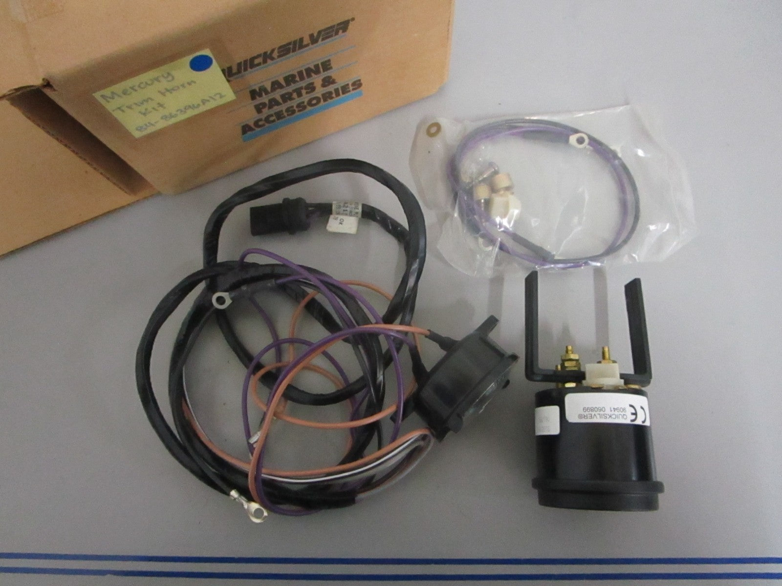NEW OEM 84-86396A12 Mercury Quicksilver Trim Horn Kit 0820