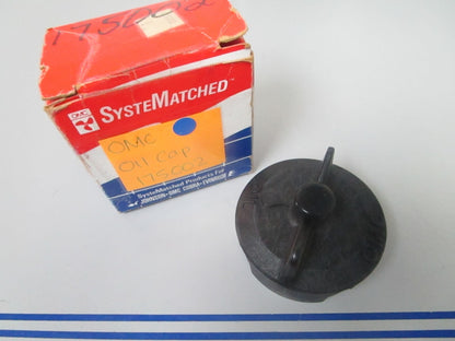 *NEW OEM* 0810 OMC Johnson Evinrude Oil Cap 175002 0175002