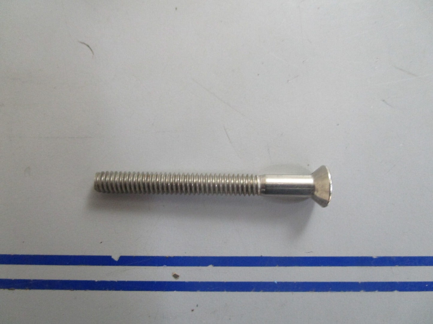 *NEW OEM* 0810 Volvo Penta Screw 872027