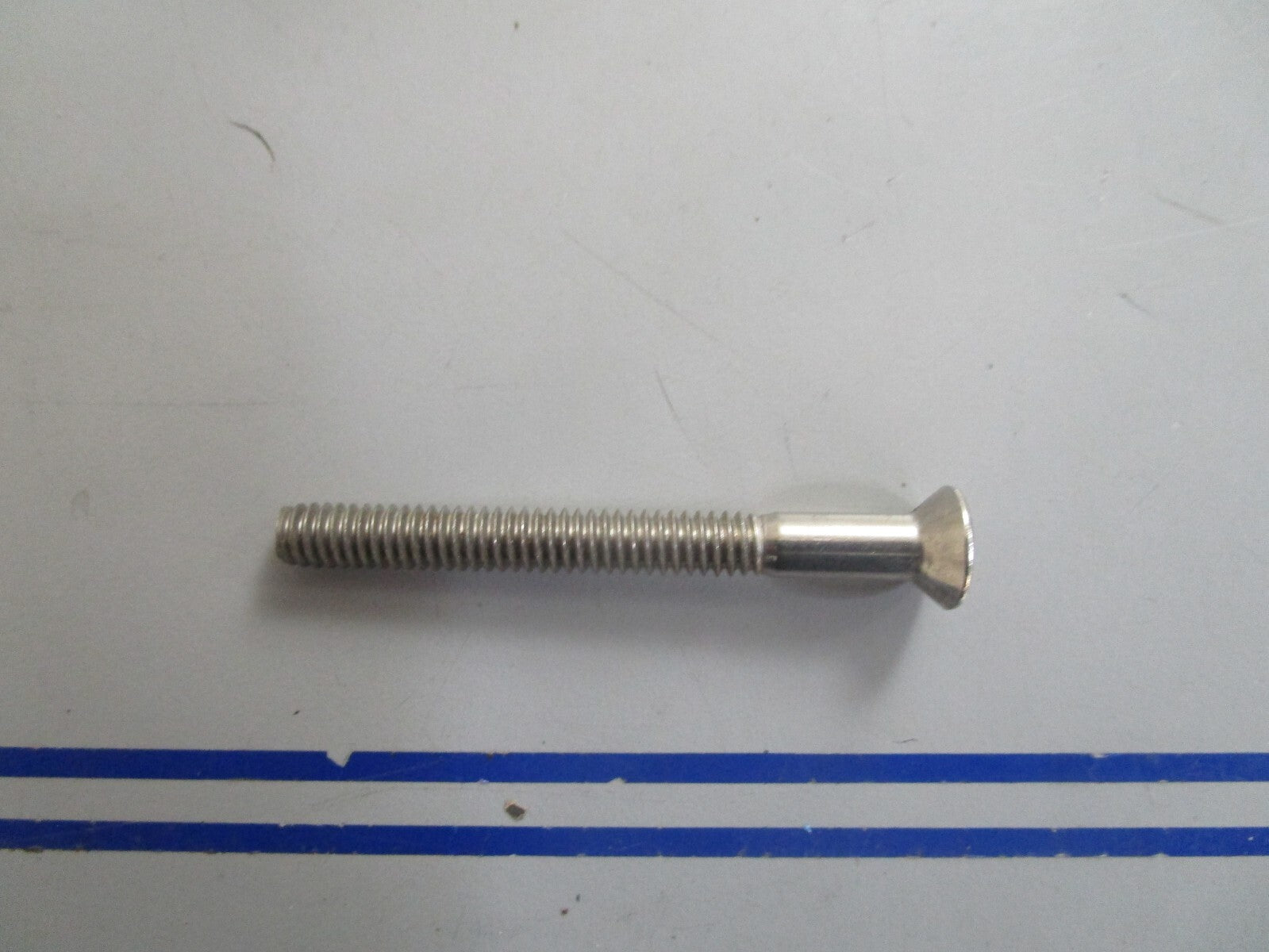 *NEW OEM* 0810 Volvo Penta Screw 872027