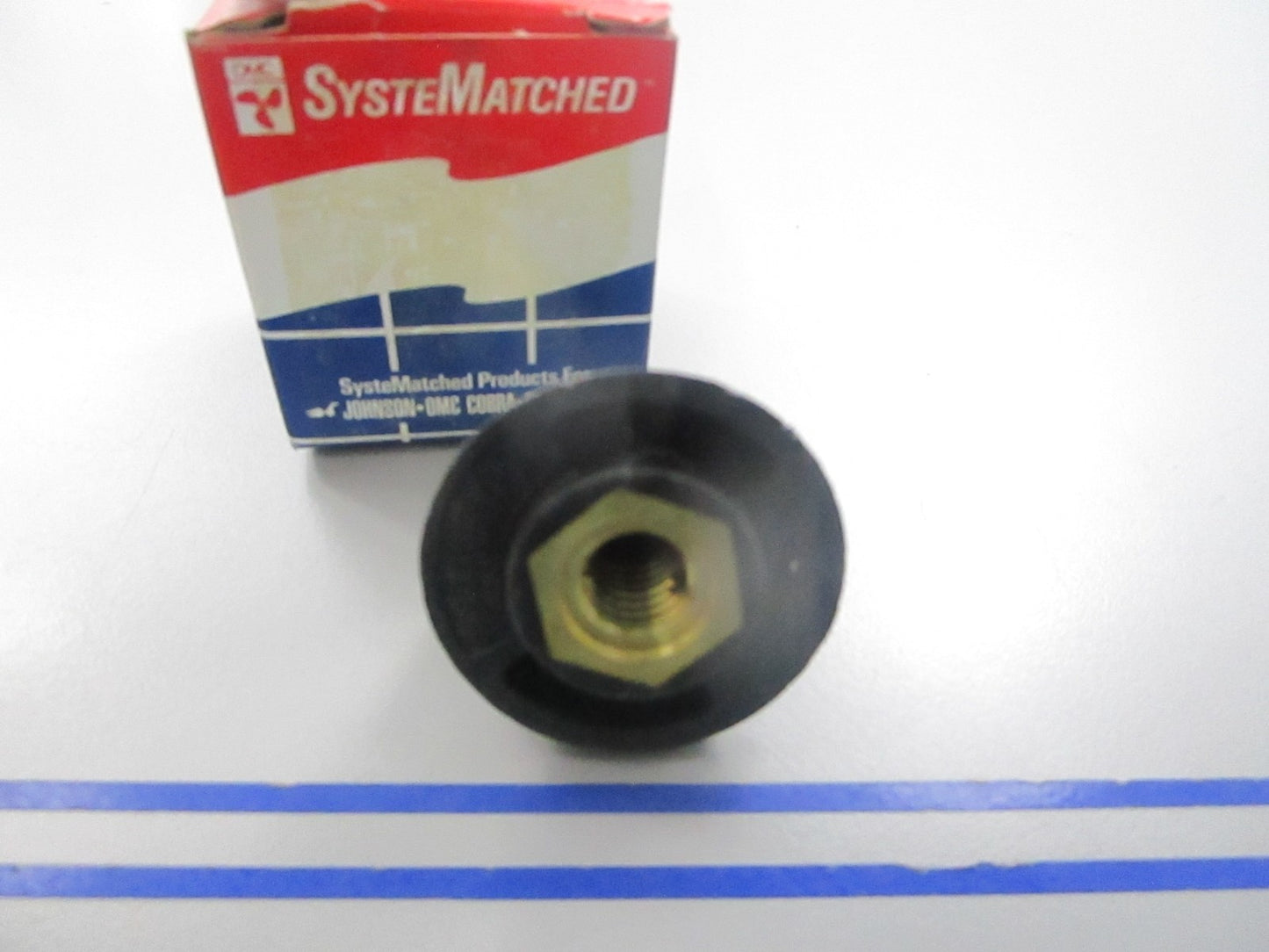 NEW OEM 390294 0390294 OMC Johnson Evinrude Prop Nut 0810