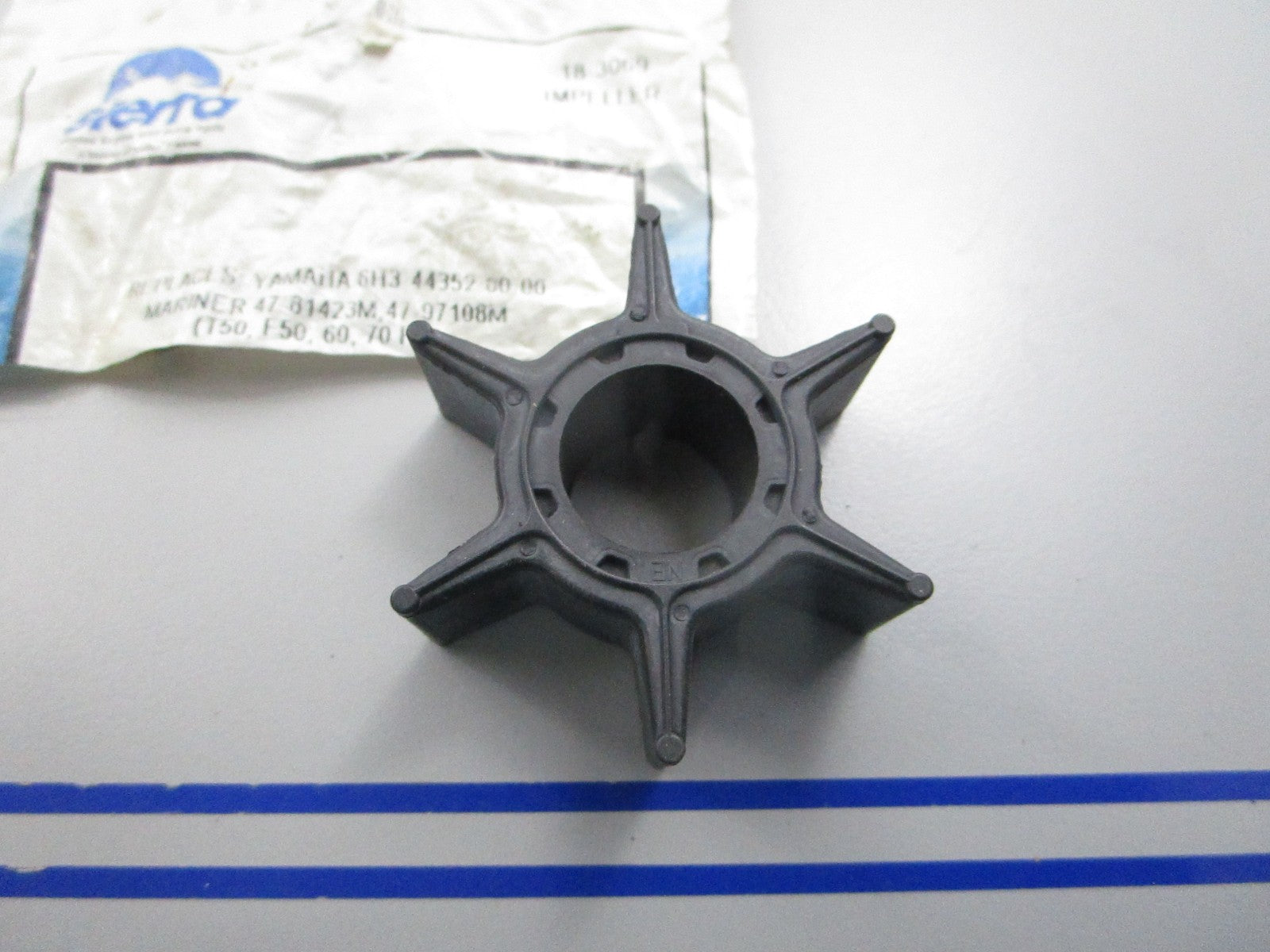 NEW 18-3069 Replaces: Yamaha 6H3-44352-00-00 Sierra Impeller 0810