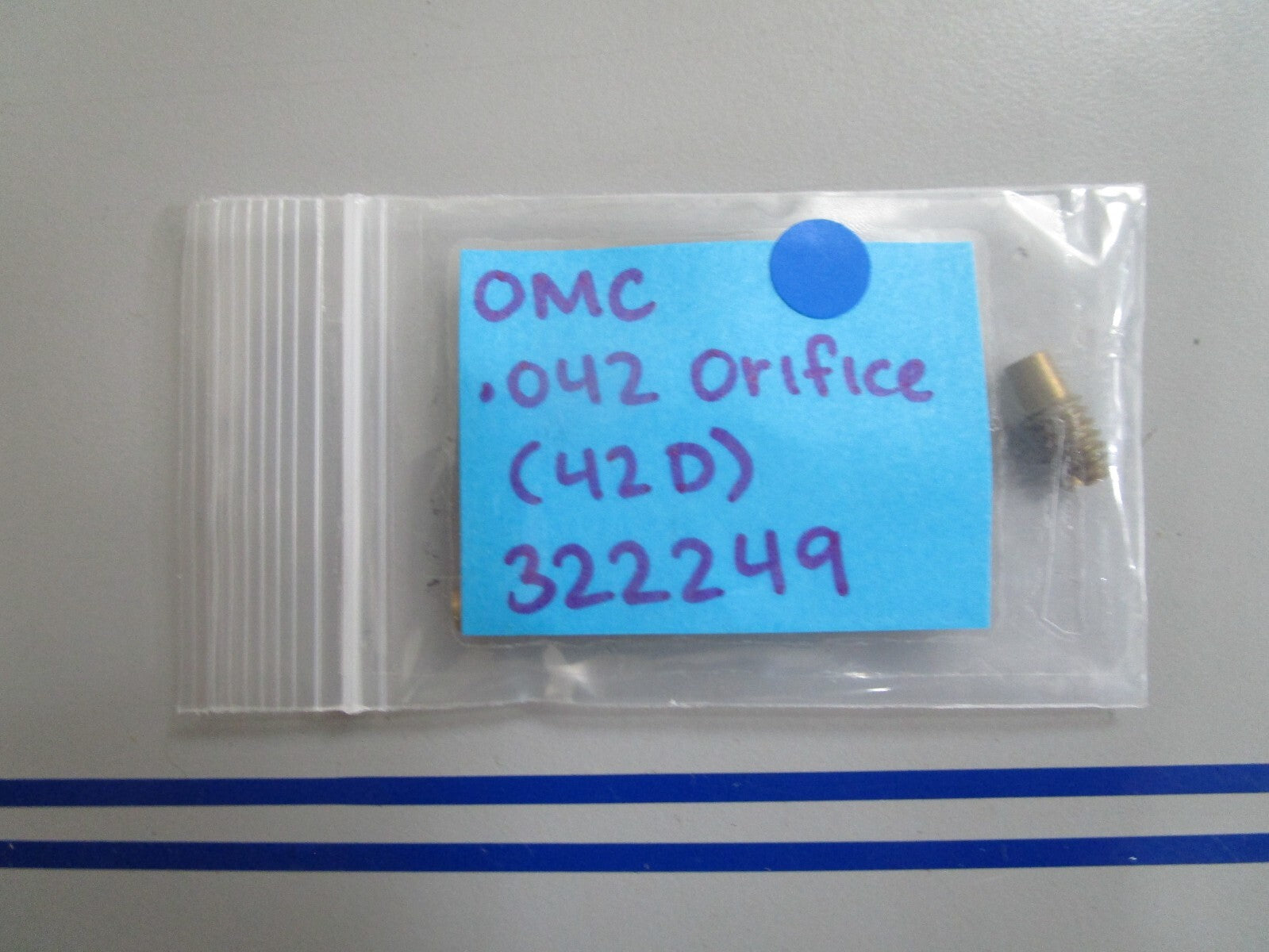 *NEW OEM* 0810 OMC Johnson Evinrude.042 Orifice (42D) 322249 0322249