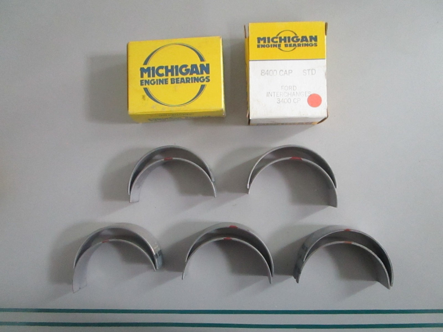 NEW OEM (LOT OF 5) 8400CAP Michigan 2 Bearing Set 0820