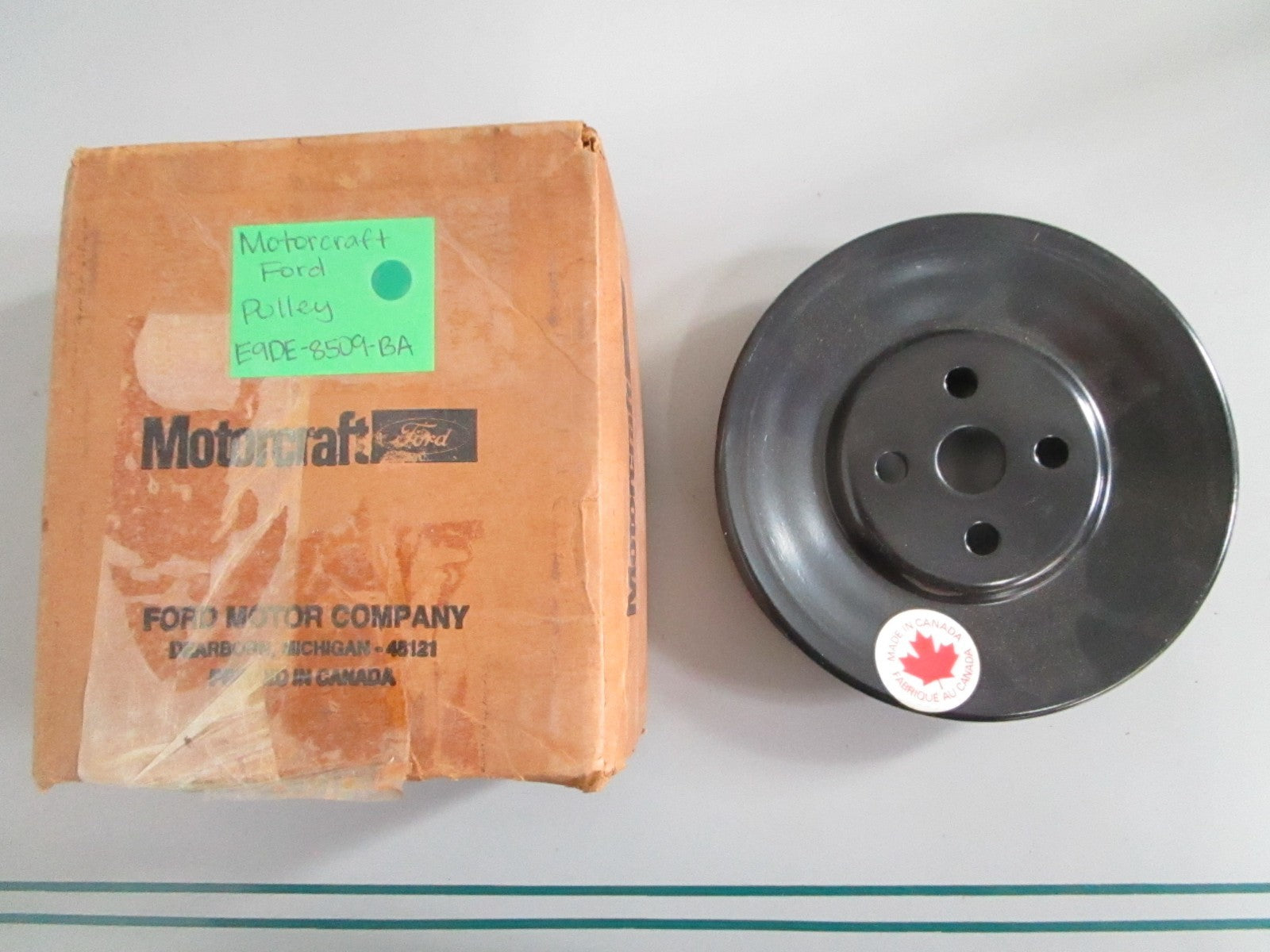 NEW OEM E9DE-8509-BA Motorcraft Ford Pulley 0820