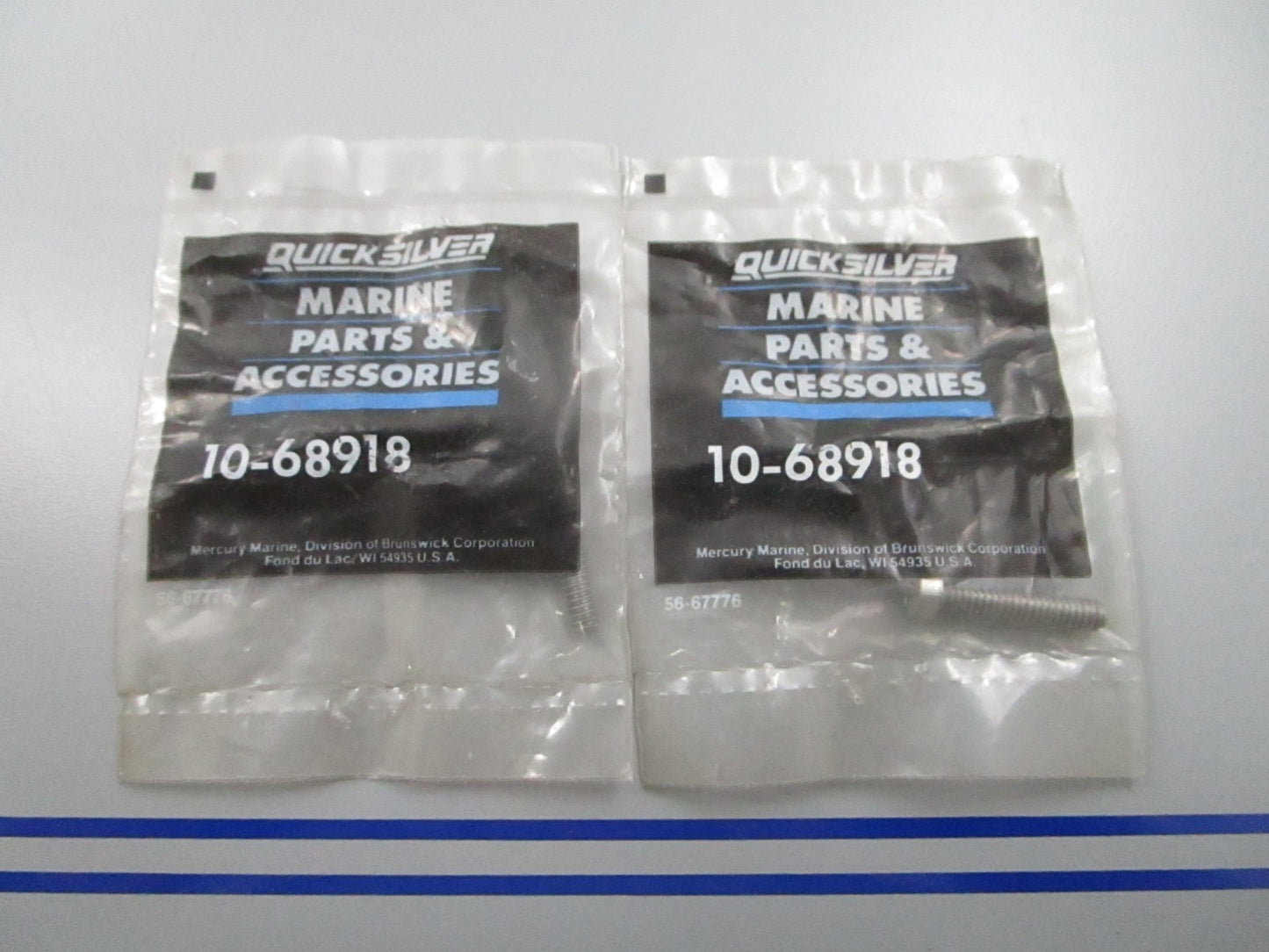 *NEW OEM* (LOT OF 2) 0810 Mercury Quicksilver Screw 10-68918