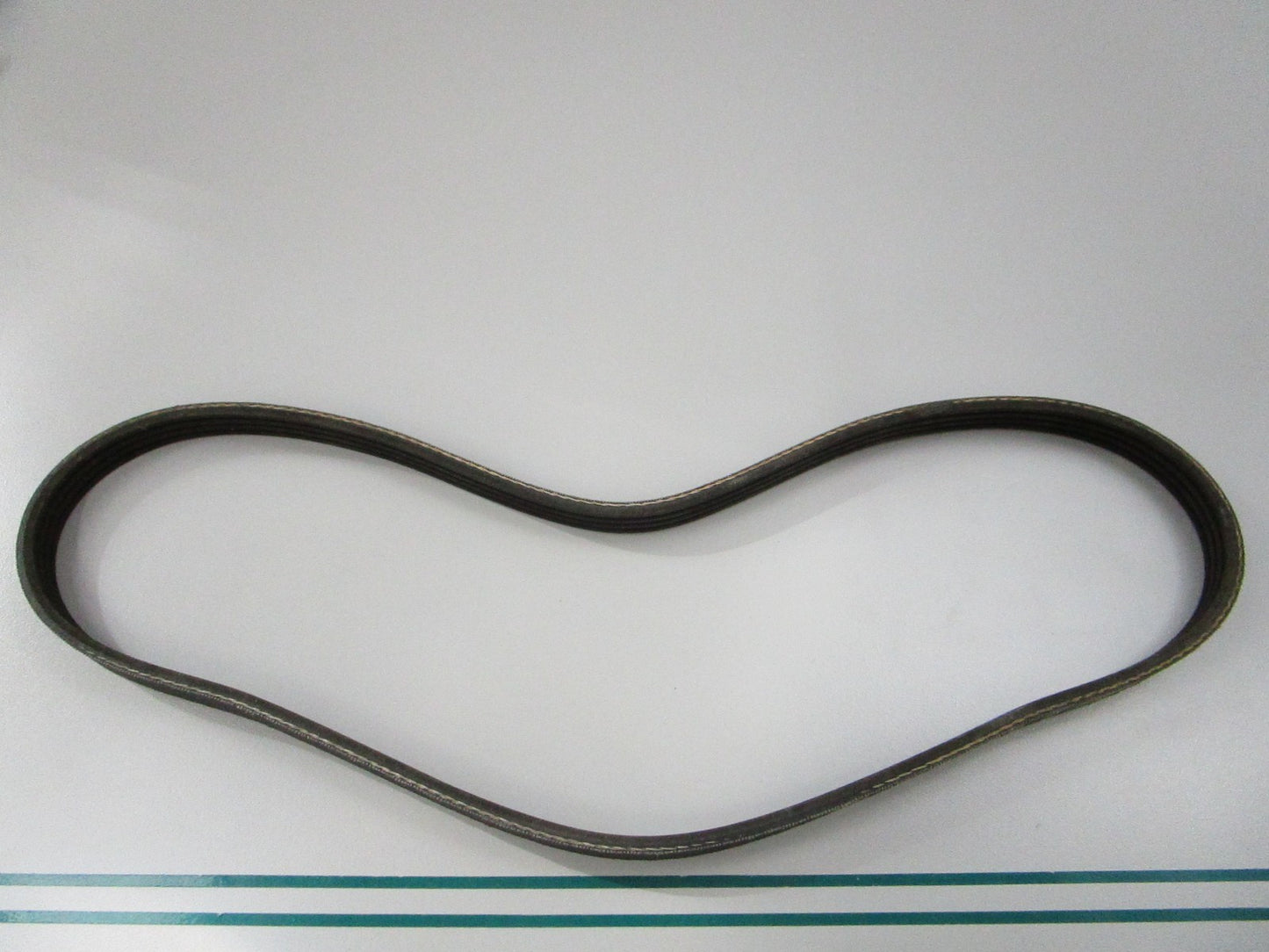 NEW OEM 57-828507 Mercury Quicksilver V-Belt 0810