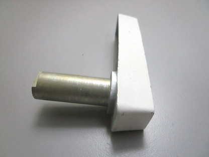 *NEW OEM* 0750 OMC Johnson Evinrude LATCH HANDLE 322568 0322568